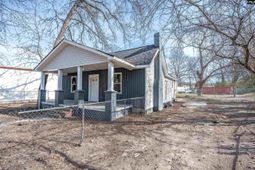 2714 Brady Street photo 4