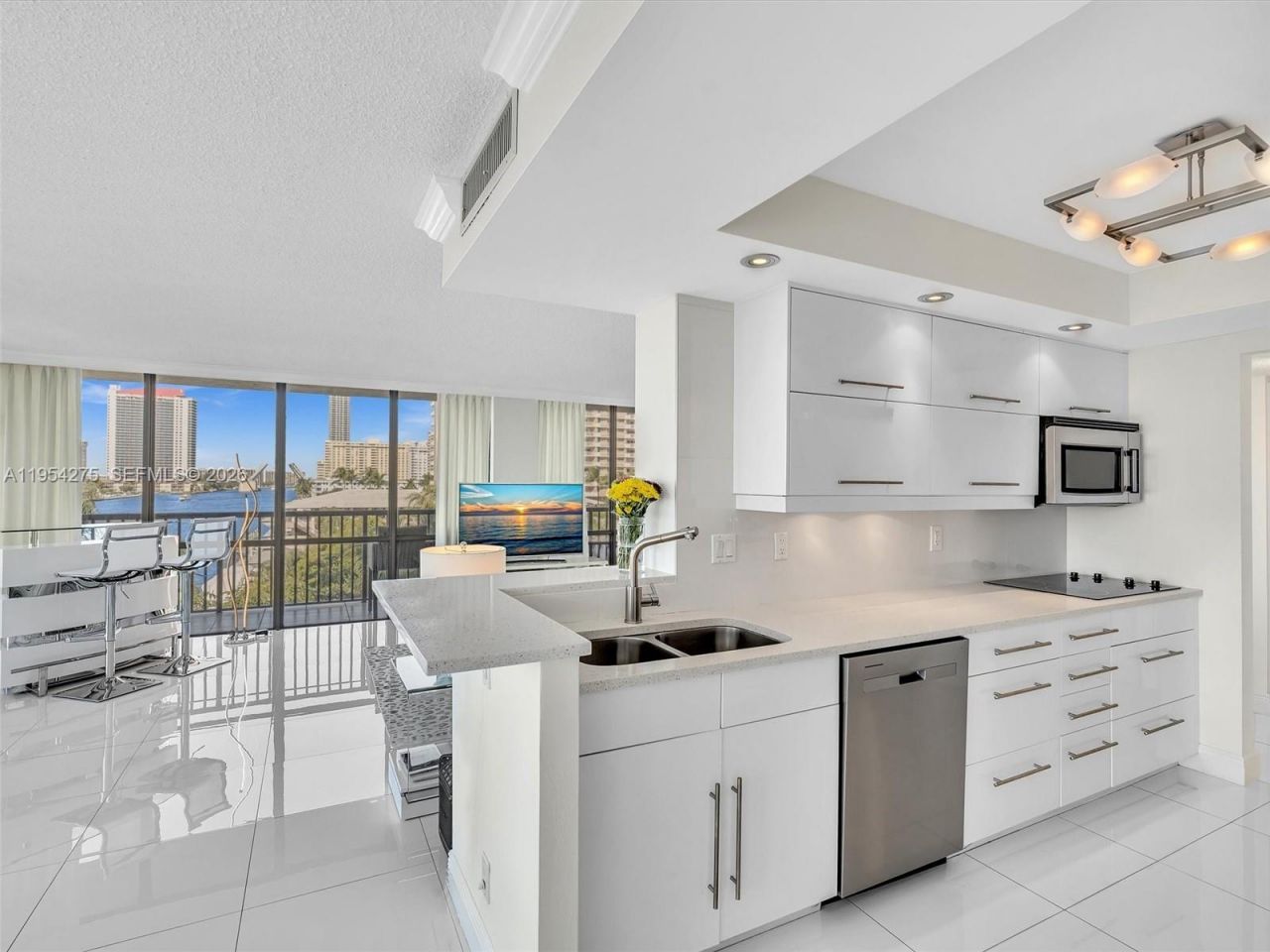 2017 S Ocean Dr, Unit 409, Hallandale Beach, FL 33009 Photo