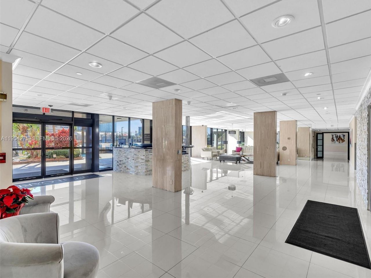 2017 S Ocean Dr, Unit 409, Hallandale Beach, FL 33009 Photo