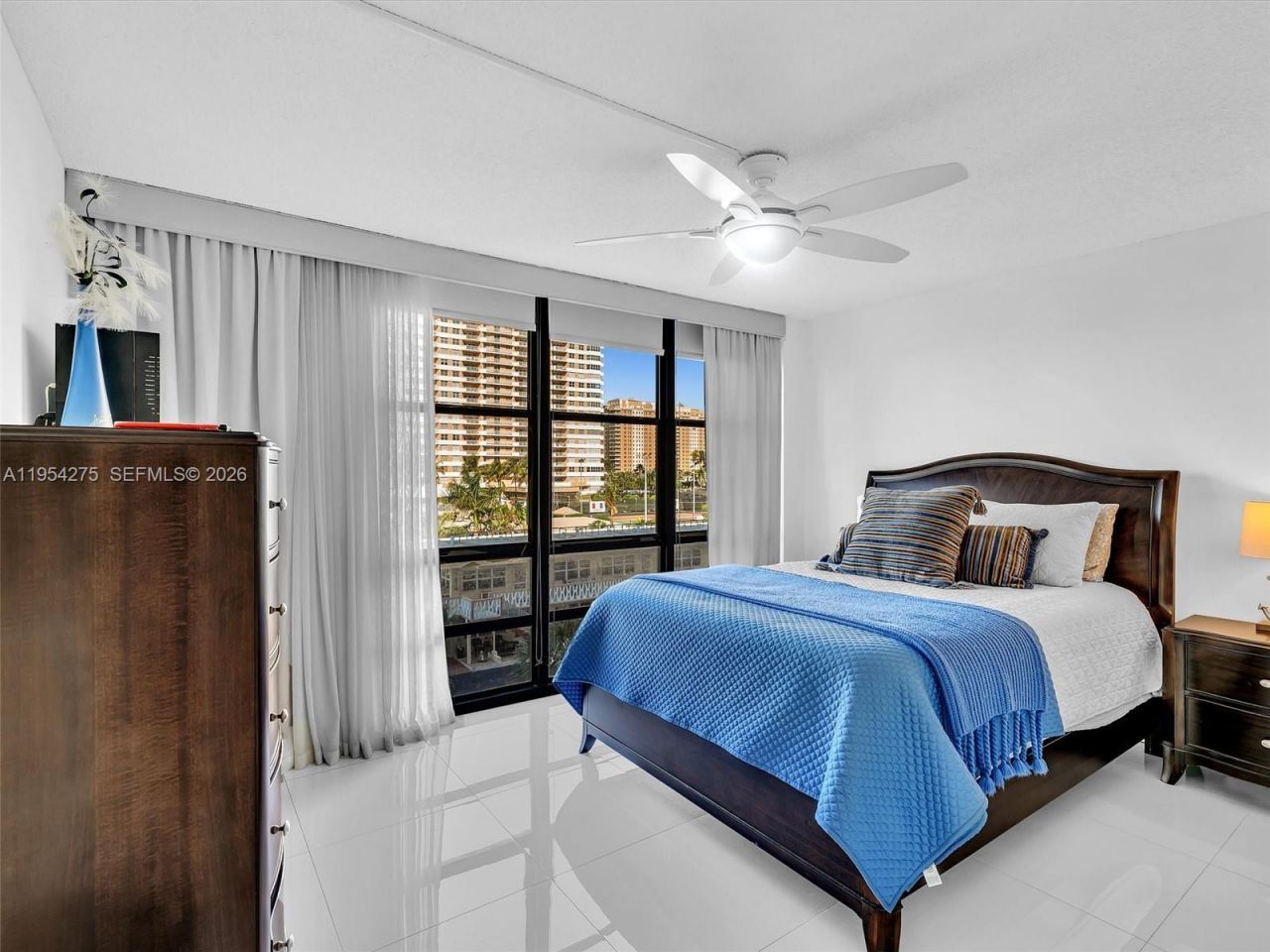 2017 S Ocean Dr, Unit 409, Hallandale Beach, FL 33009 Photo