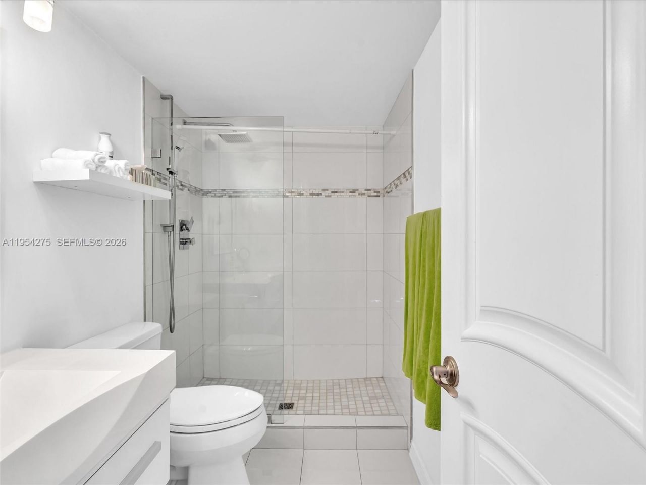 2017 S Ocean Dr, Unit 409, Hallandale Beach, FL 33009 Photo