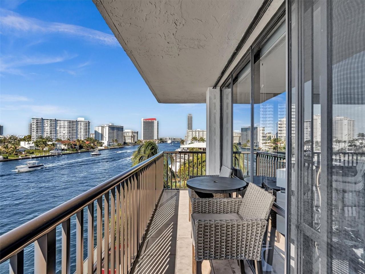 2017 S Ocean Dr, Unit 409, Hallandale Beach, FL 33009 Photo