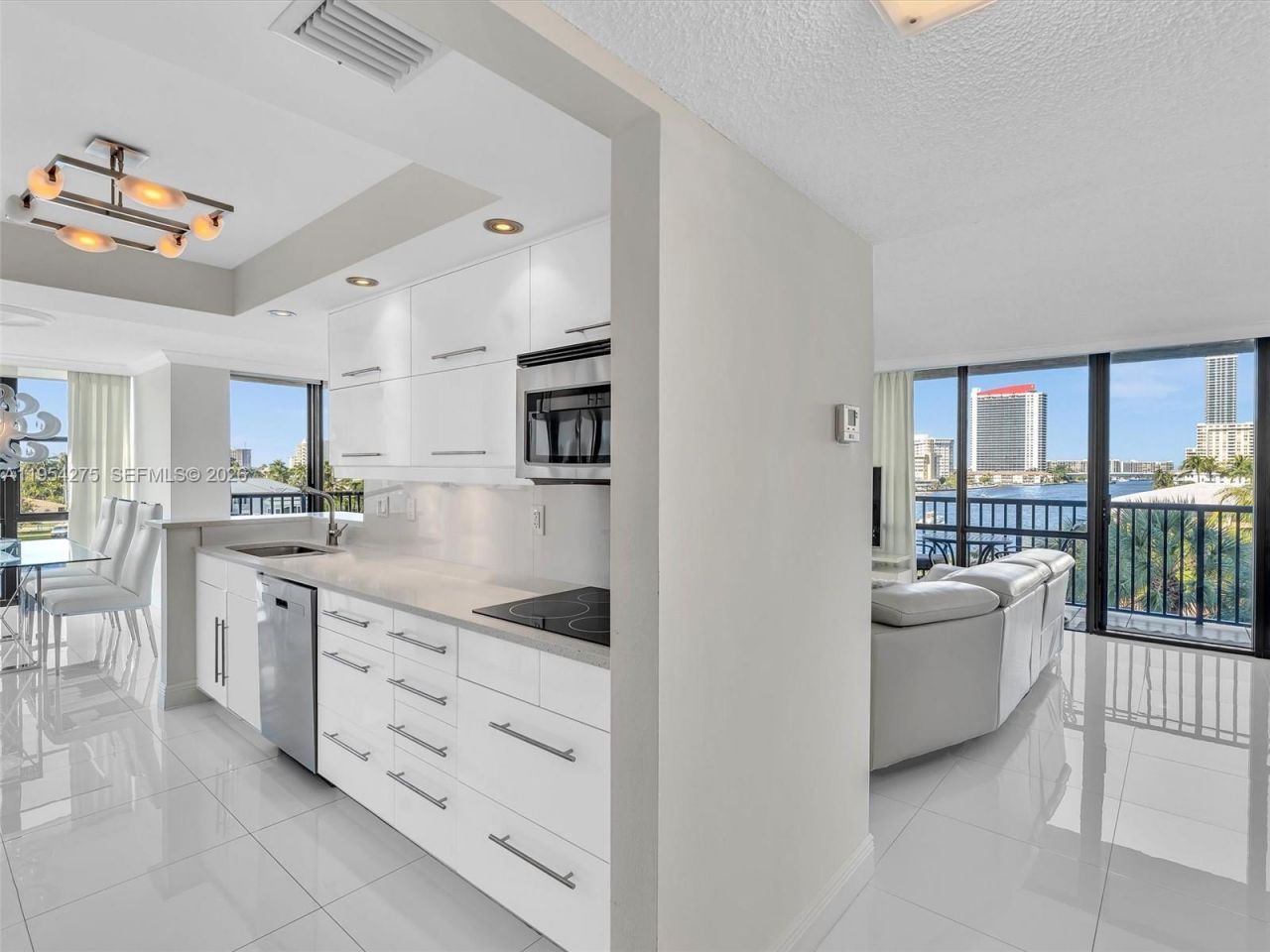 2017 S Ocean Dr, Unit 409, Hallandale Beach, FL 33009 Photo