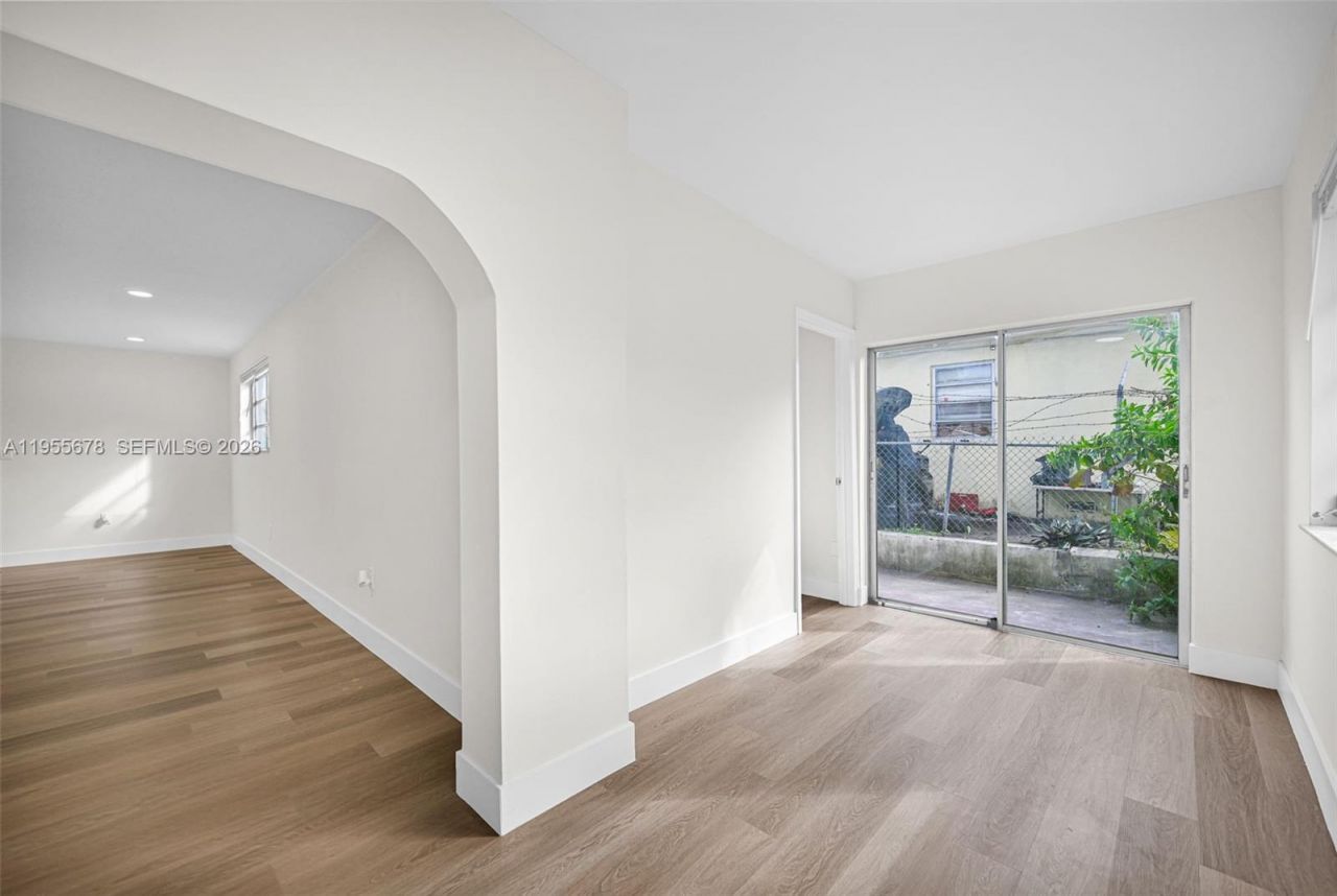 11812 NE 14th Ave, Miami, FL 33161 Photo