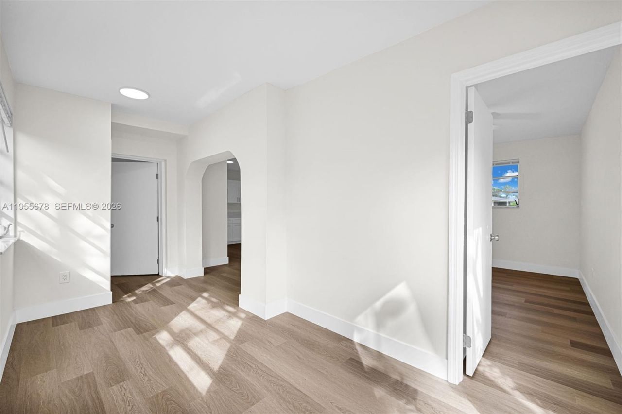 11812 NE 14th Ave, Miami, FL 33161 Photo