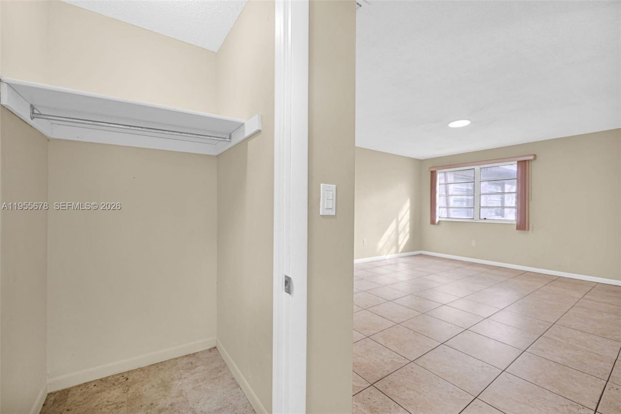 11812 NE 14th Ave, Miami, FL 33161 Photo