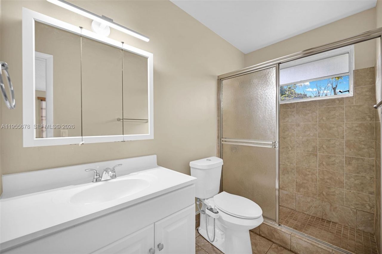 11812 NE 14th Ave, Miami, FL 33161 Photo