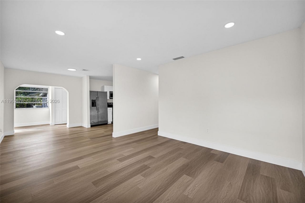 11812 NE 14th Ave, Miami, FL 33161 Photo