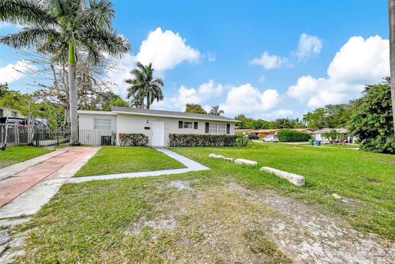 11812 NE 14th Ave, Miami, FL 33161 Photo