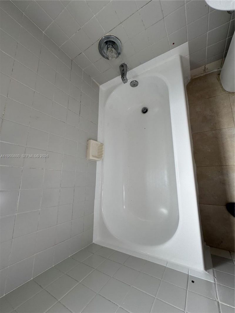 1431 SW 37th Ave , Unit 4, Miami, FL 33145 Photo