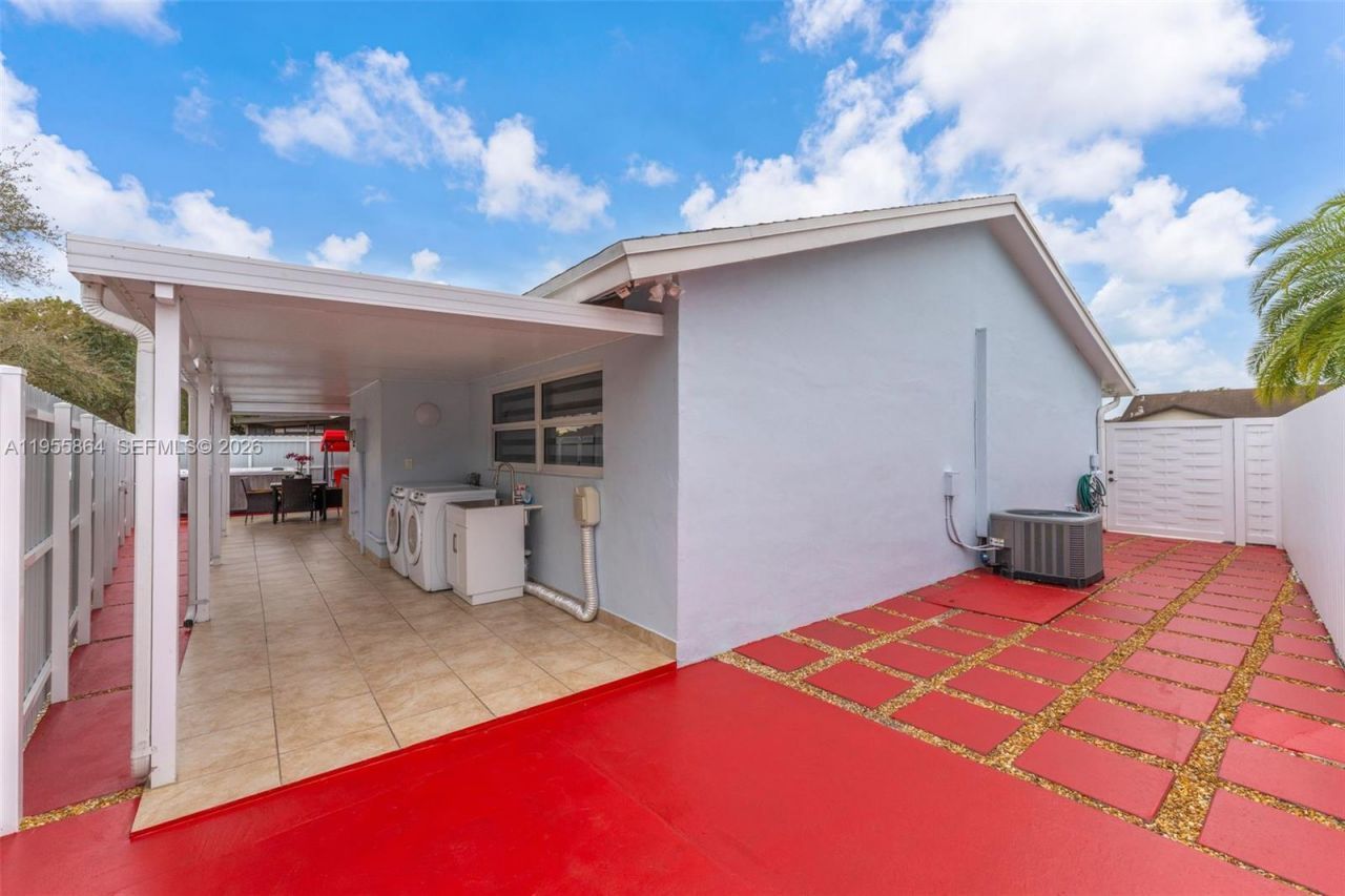 4321 SW 138th Ct, Miami, FL 33175 Photo