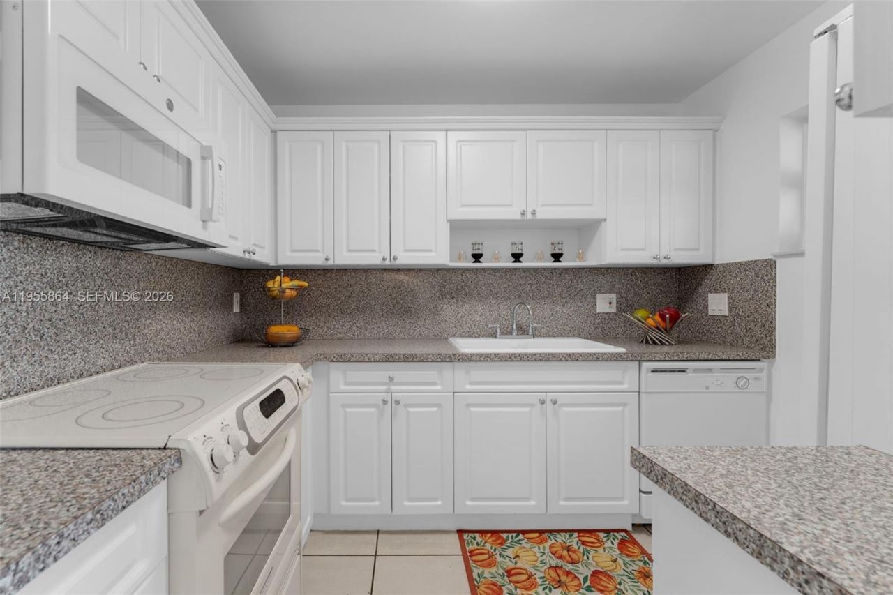 4321 SW 138th Ct, Miami, FL 33175 Photo