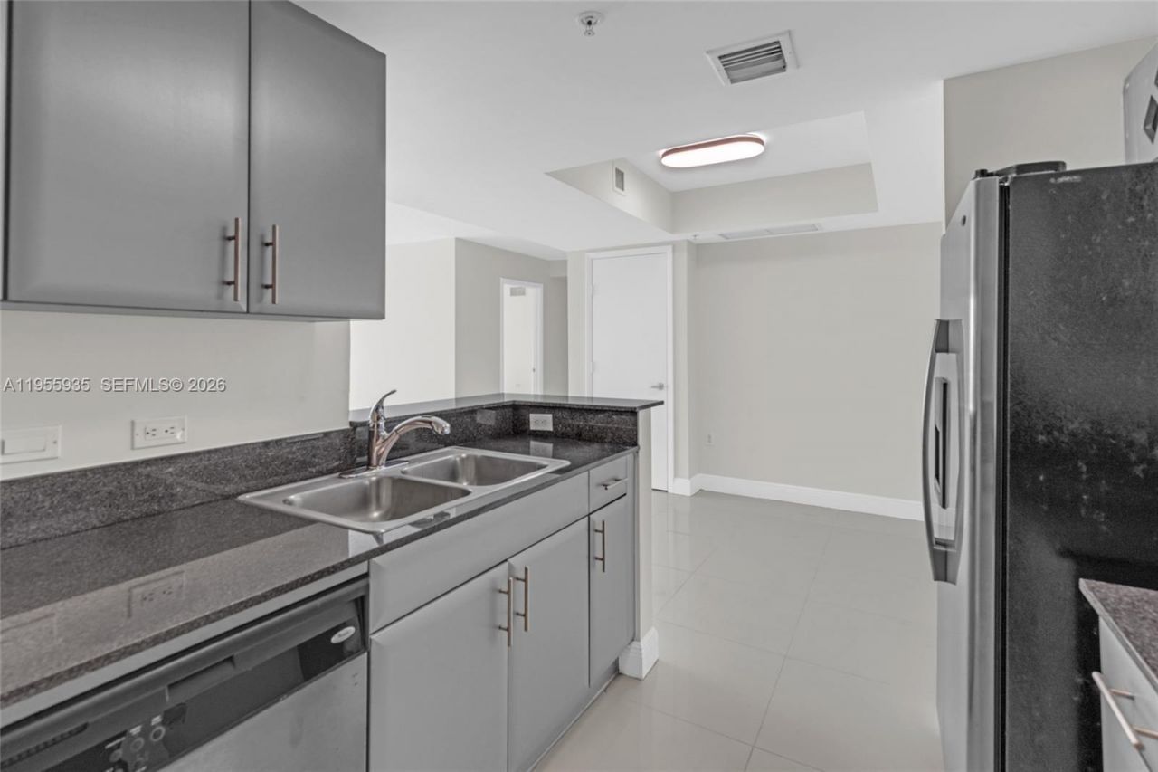 1861 NW S River Dr, Unit 2209, Miami, FL 33125 Photo