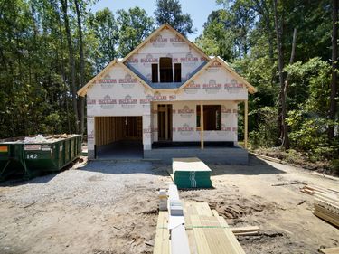 209 W Franklin Street, Zebulon, NC 27597