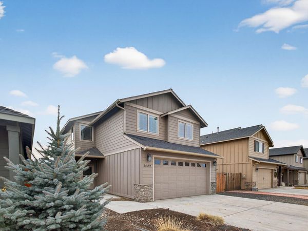 3022 NW Boxelder Avenue, Redmond, OR 97756