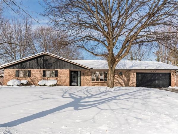 925 Ashcreek Drive, Dayton, OH 45458