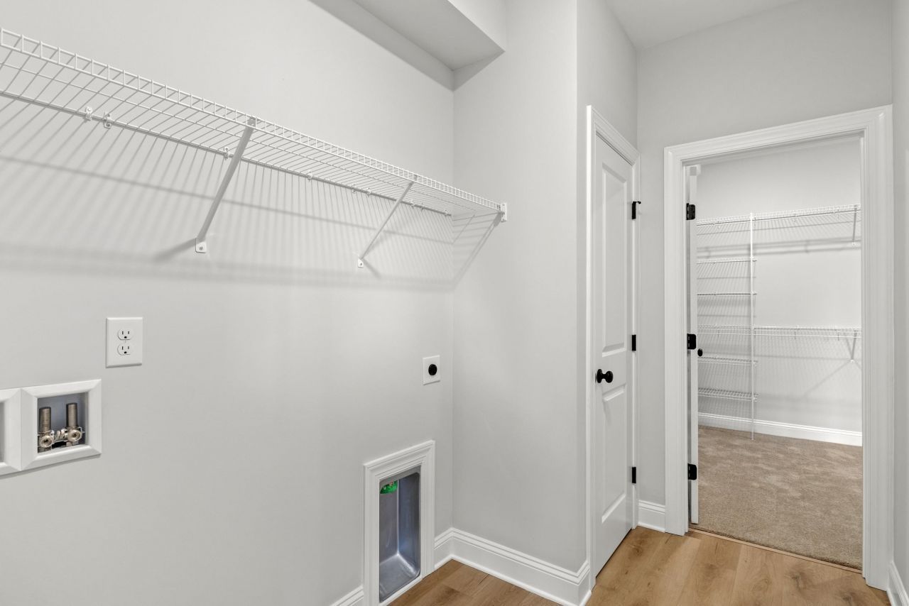 5014 Shore Breeze Dr. Photo 11