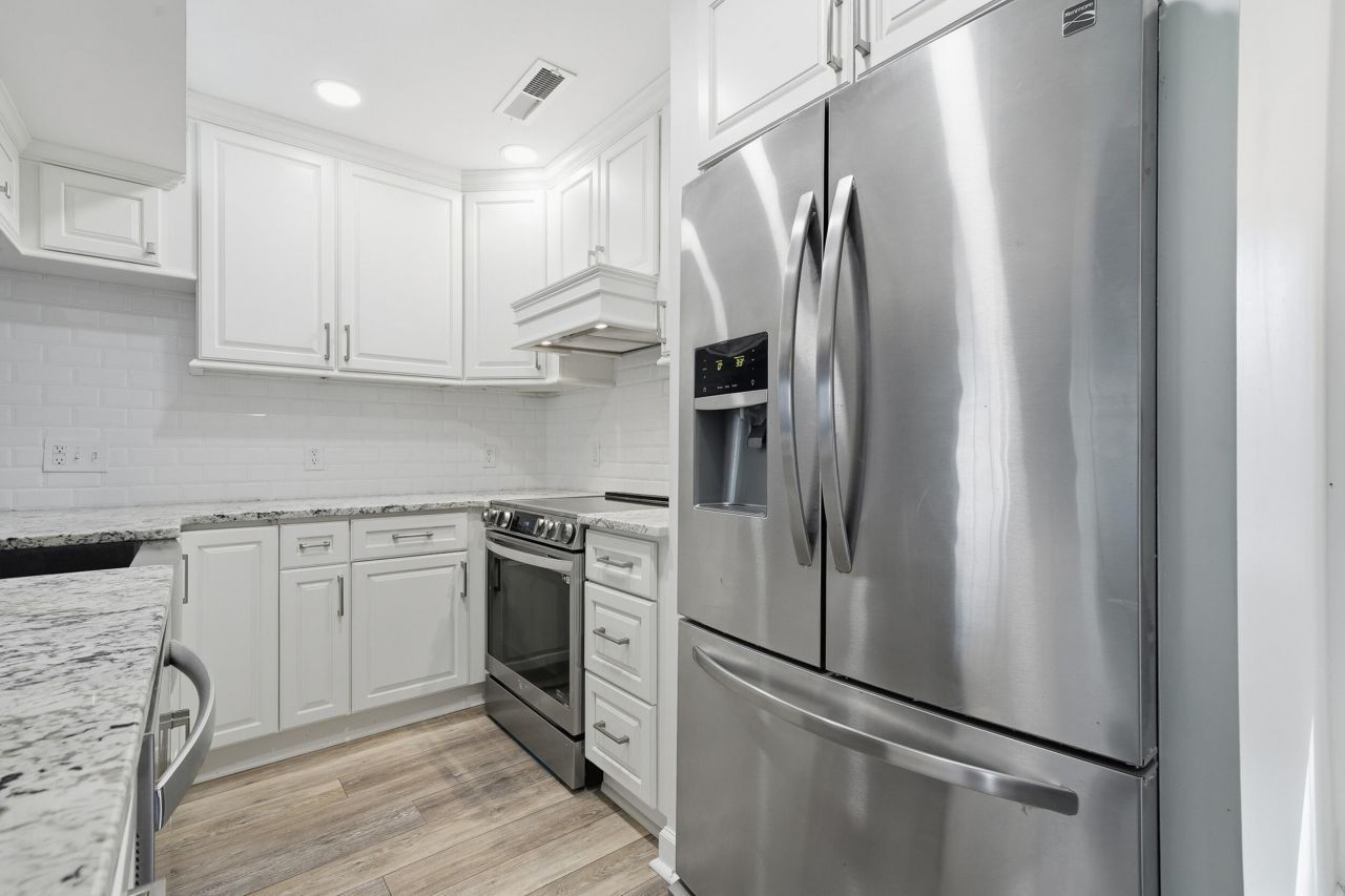 203 Weber Road Photo 10