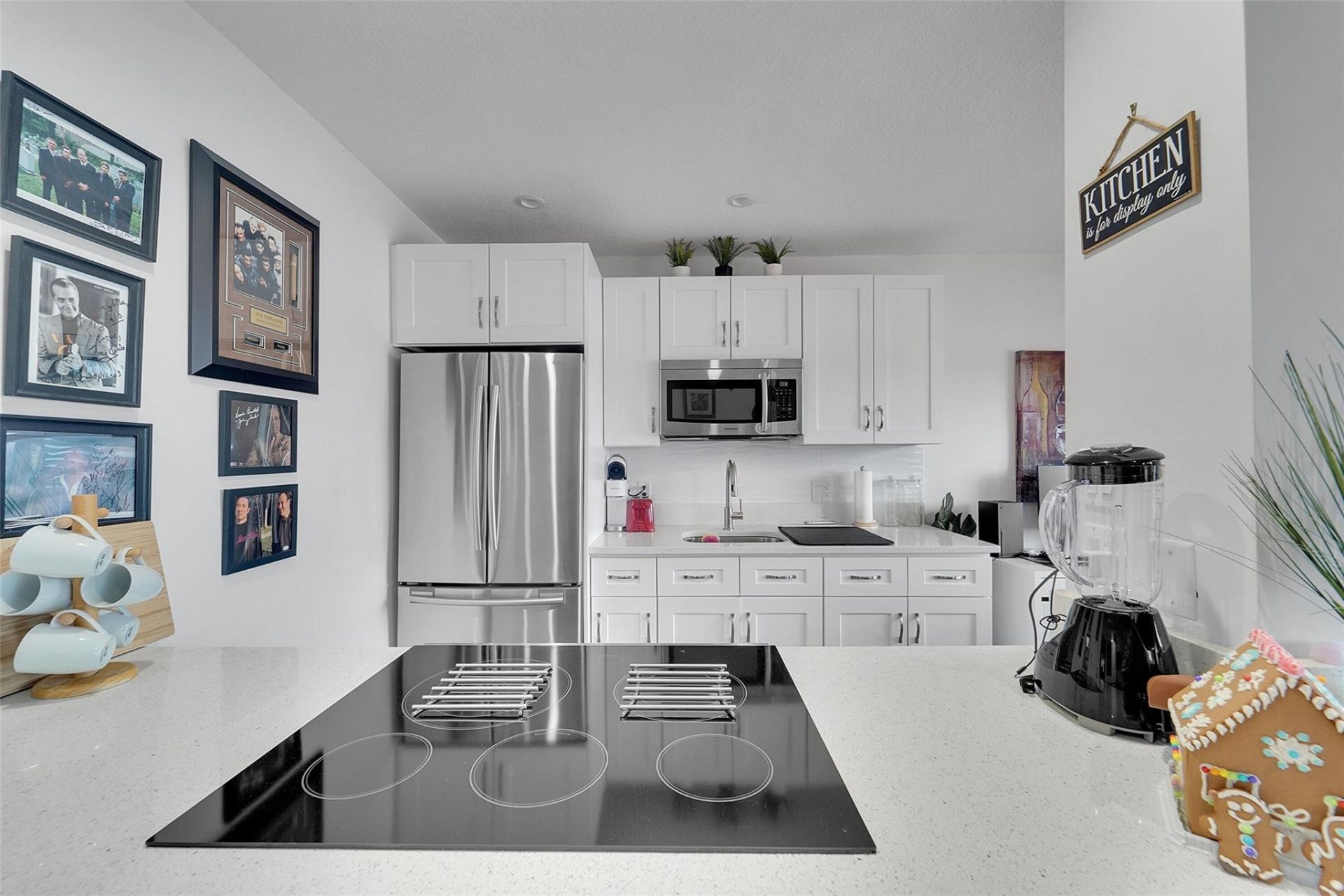 1201 S Riverside Drive, Unit 204, Pompano Beach, FL 33062 Photo