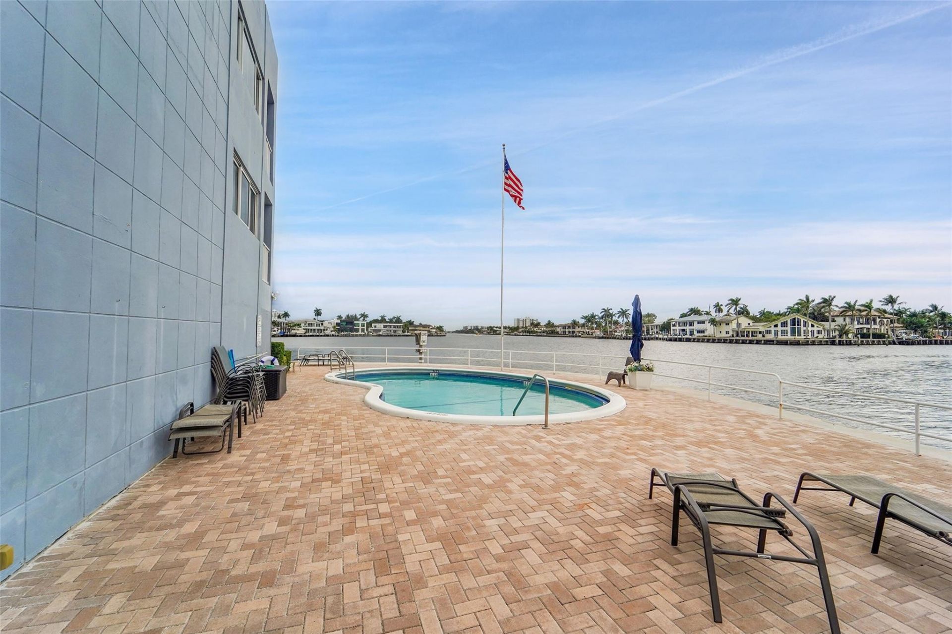 1201 S Riverside Drive, Unit 204, Pompano Beach, FL 33062 Photo