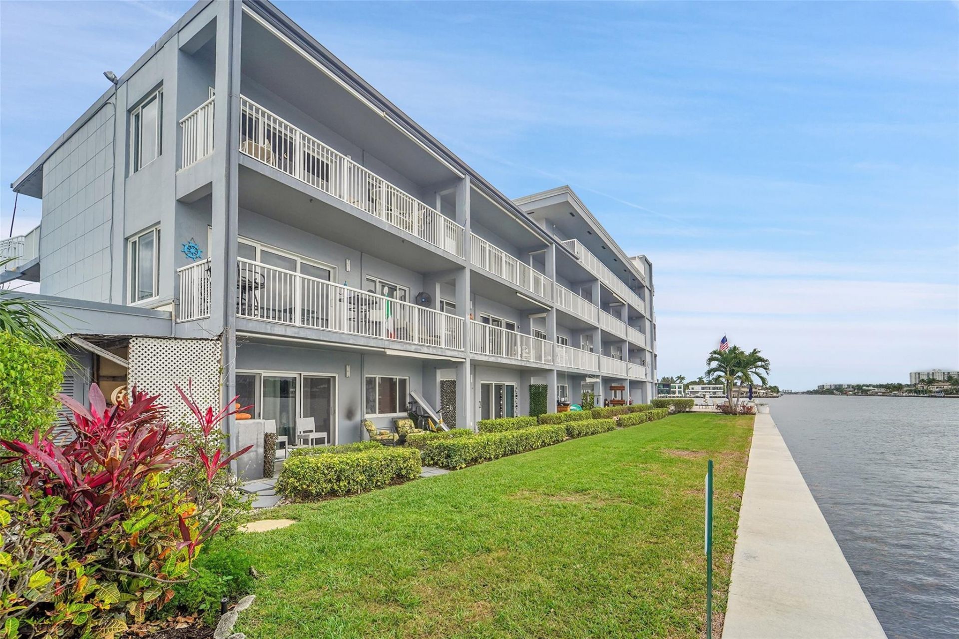 1201 S Riverside Drive, Unit 204, Pompano Beach, FL 33062 Photo