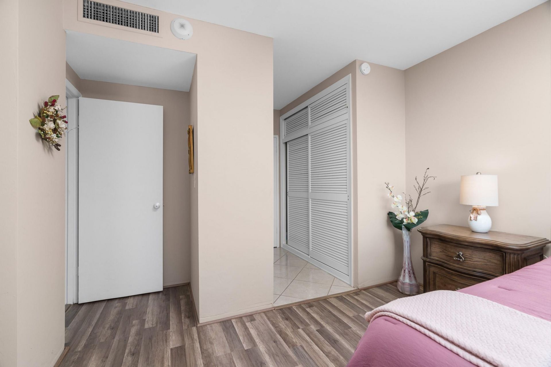 3333 NE 34th Street, Unit 522, Fort Lauderdale, FL 33308 Photo