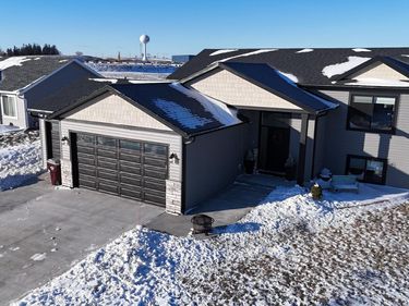 888 7th Avenue, Wanamingo, MN 55983