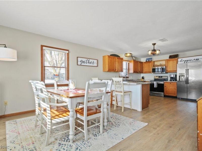 28196 Hartley Road, Beloit, OH 44609 Photo 2