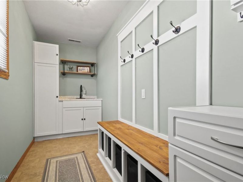 28196 Hartley Road, Beloit, OH 44609 Photo 7