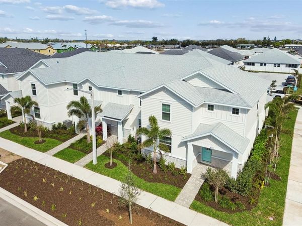 8007 SEAFLOWER PARKWAY, BRADENTON, FL 34210