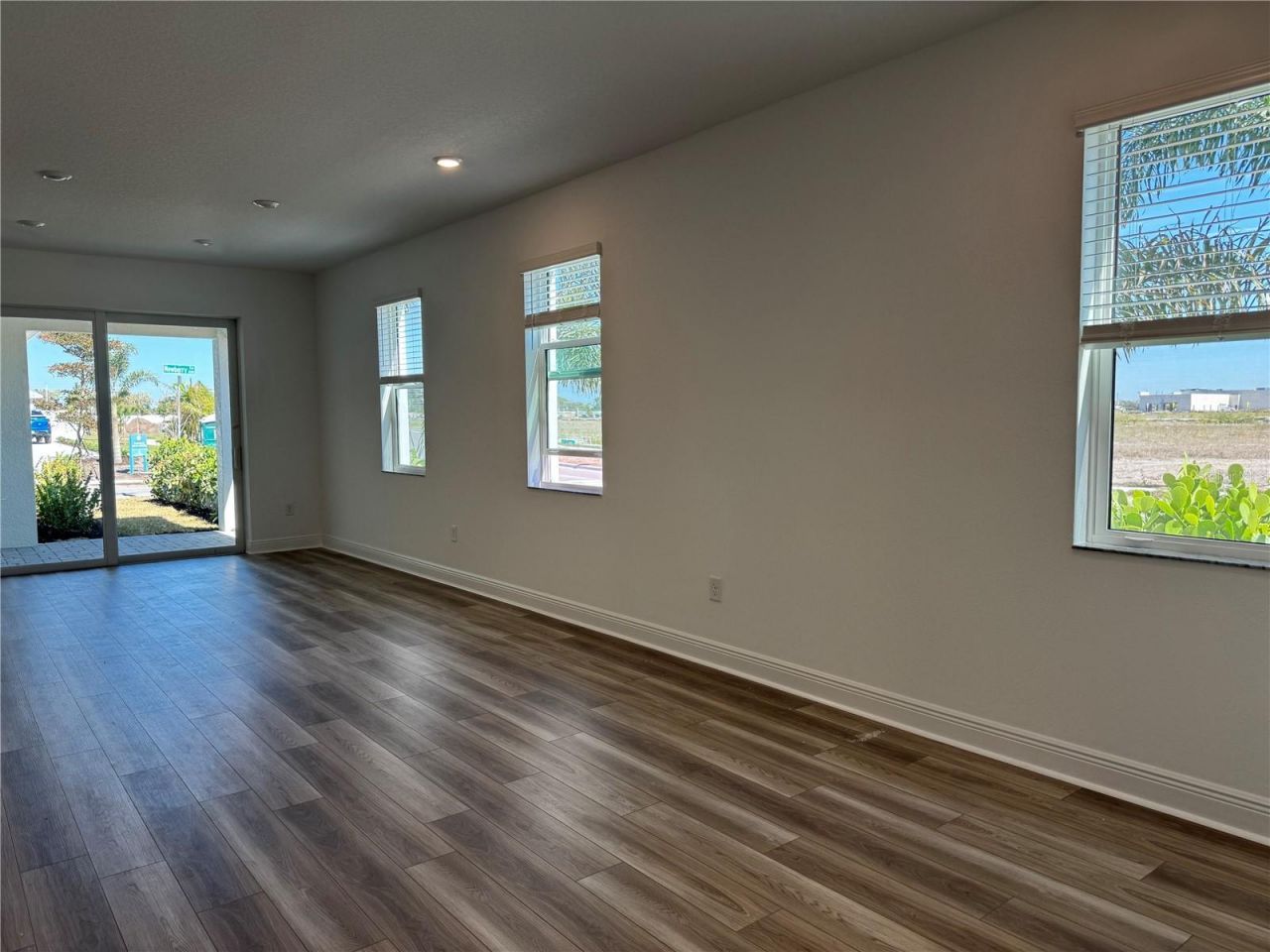 8007 Seaflower Parkway, Bradenton, FL 34210 Photo