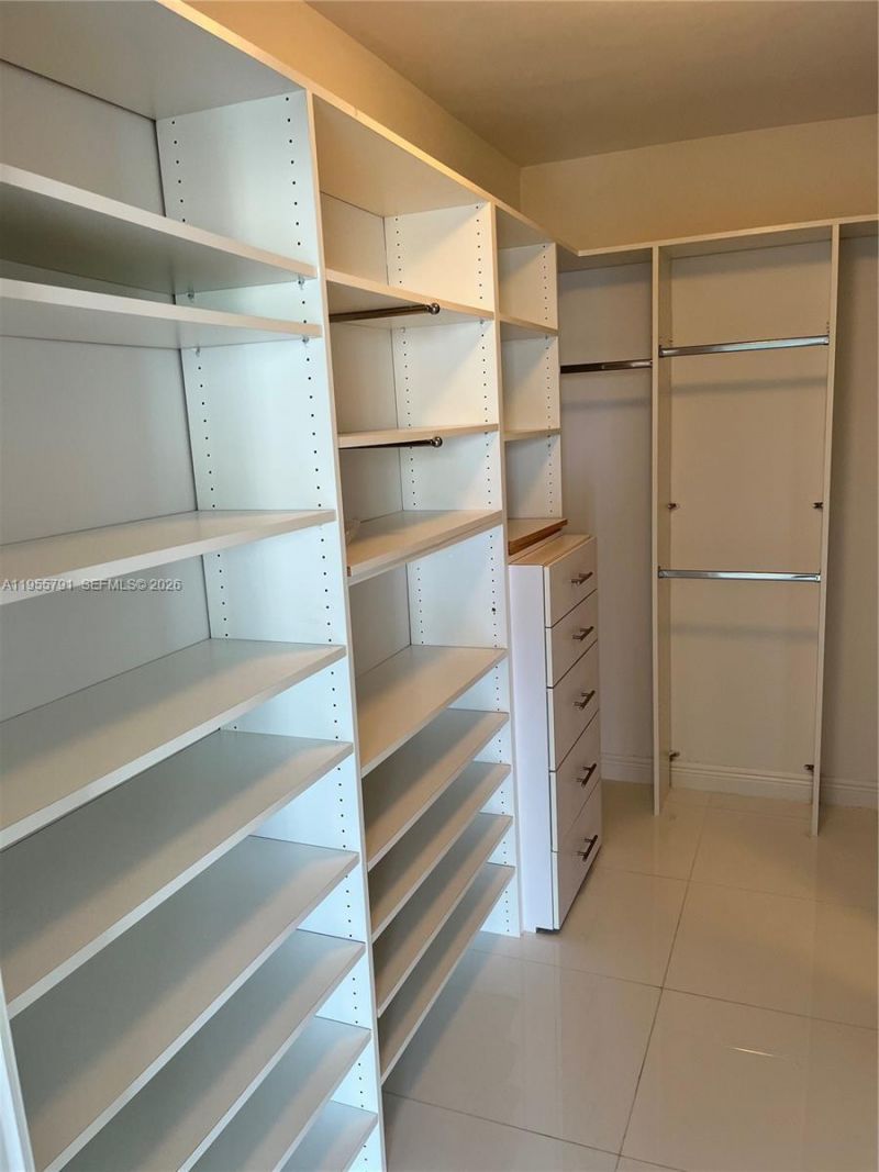 19707 Turnberry Way , Unit 24A, Aventura, FL 33180 Photo