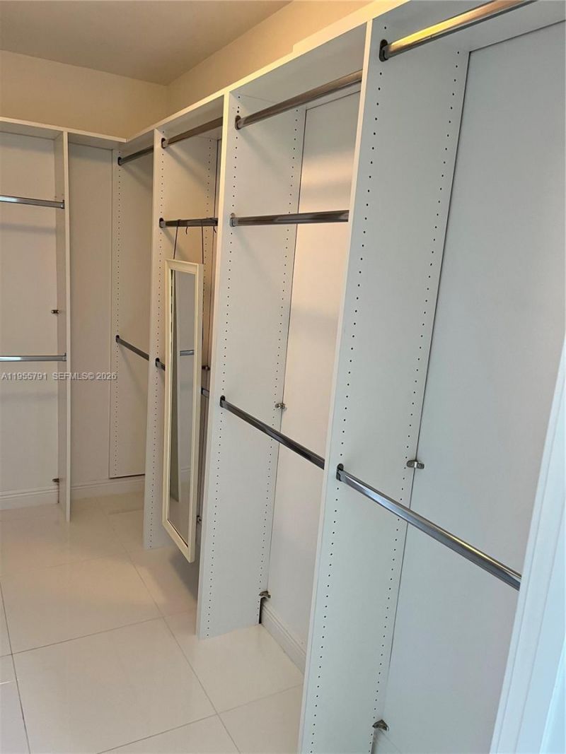 19707 Turnberry Way , Unit 24A, Aventura, FL 33180 Photo