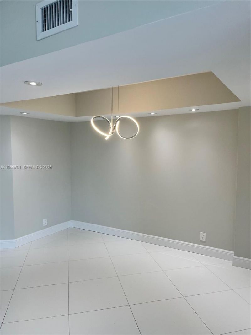 19707 Turnberry Way , Unit 24A, Aventura, FL 33180 Photo