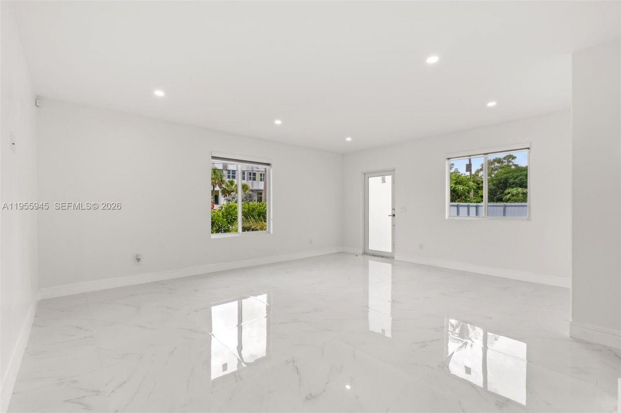 14801 NW 5th Ave, Miami, FL 33168 Photo