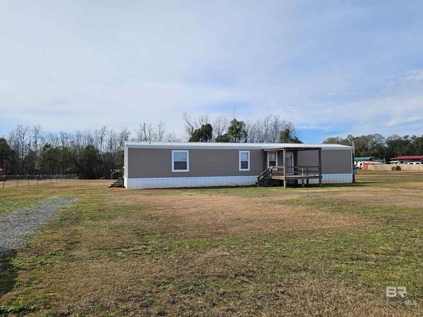 10552 W Beverly Gardens Drive, Irvington, AL 36544