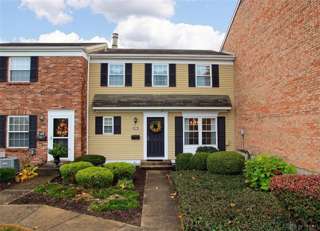 126 Chapel Hill Drive, Fairfield, OH 45014 Main Photo