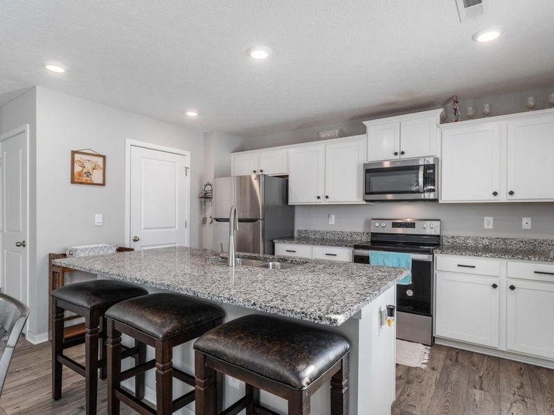 395 Jameson Lane, Newark, OH 43055 Photo 13