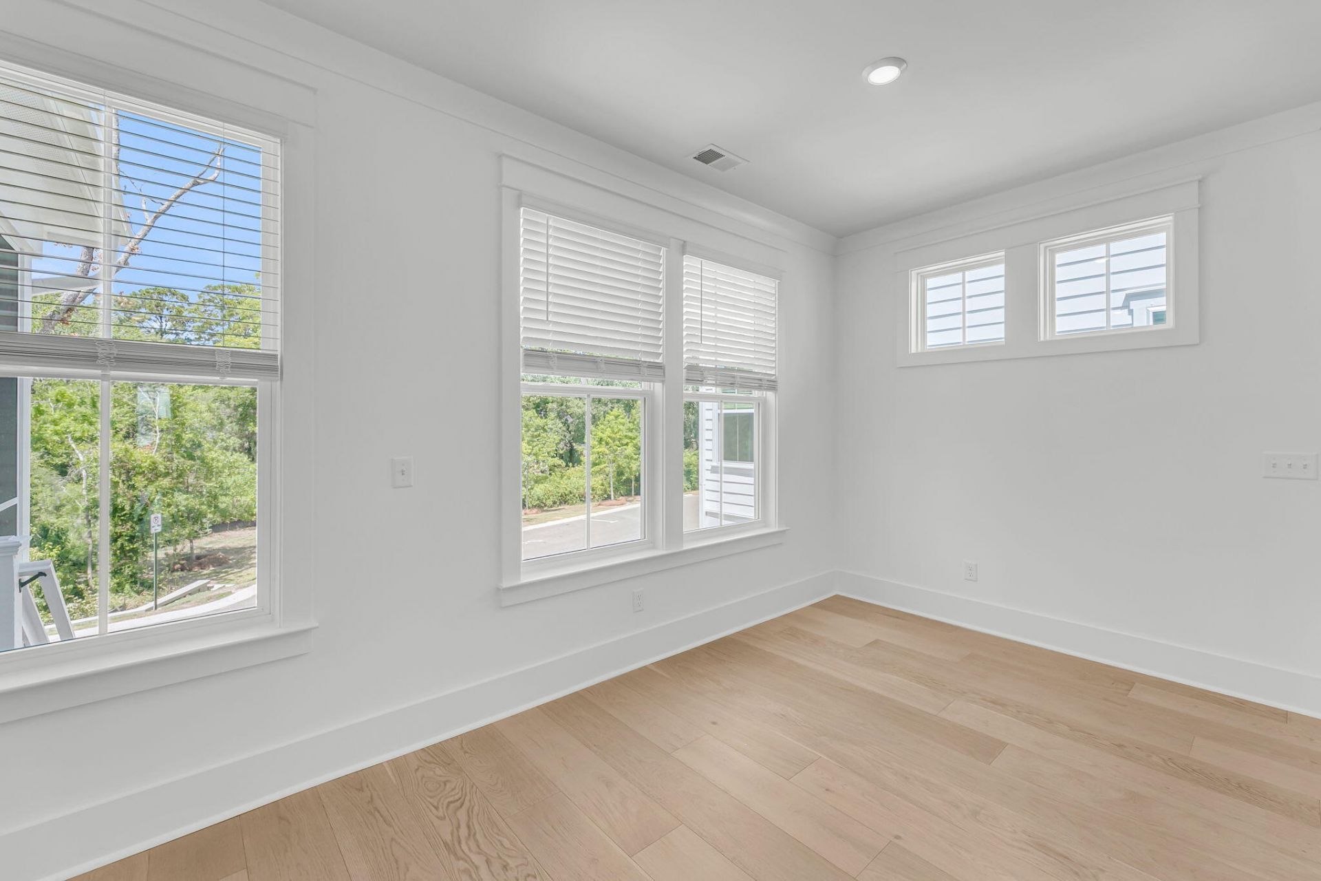 752 Minton Road Photo 17