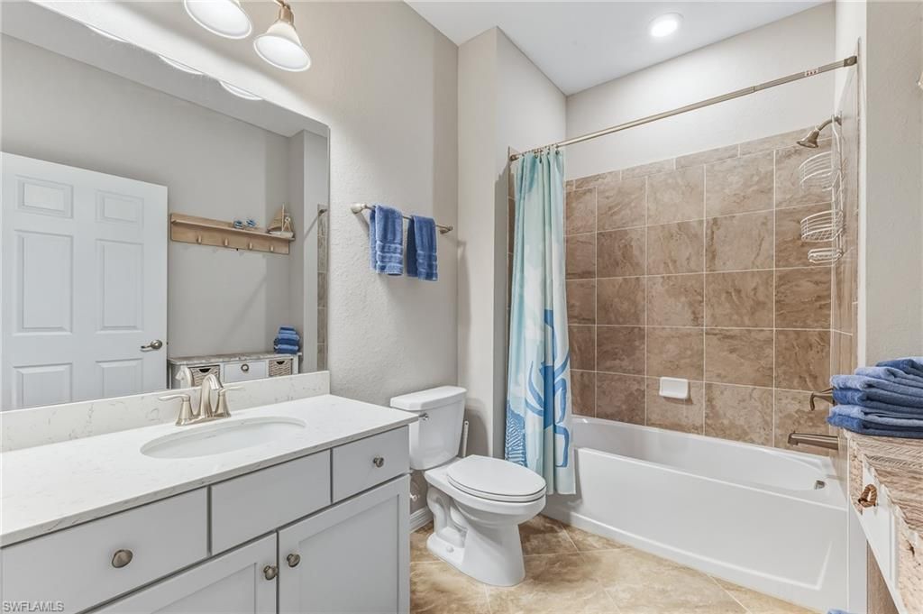 10494 Casella Way, Unit 202, Fort Myers, FL 33913 Photo