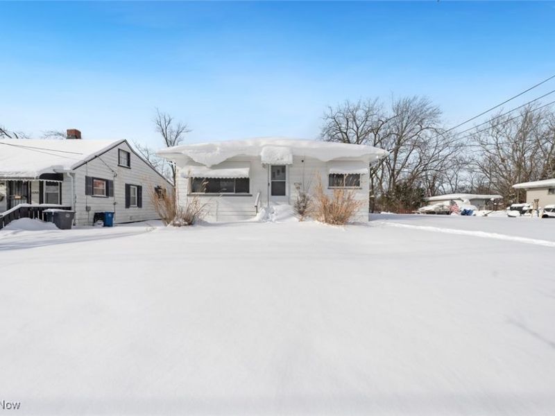 4744 E 176th Street, Cleveland, OH 44128 Photo 1