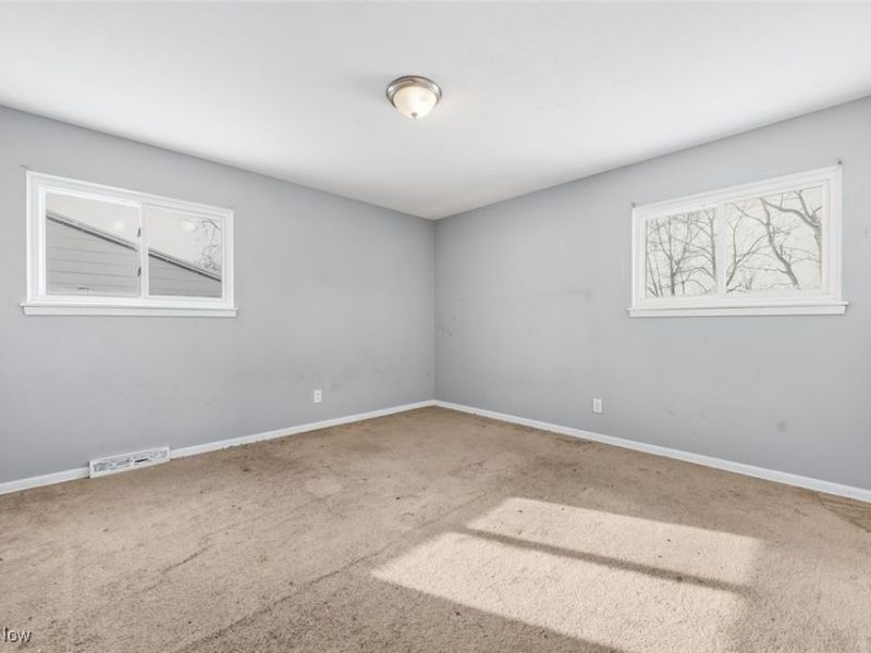 4744 E 176th Street, Cleveland, OH 44128 Photo 18