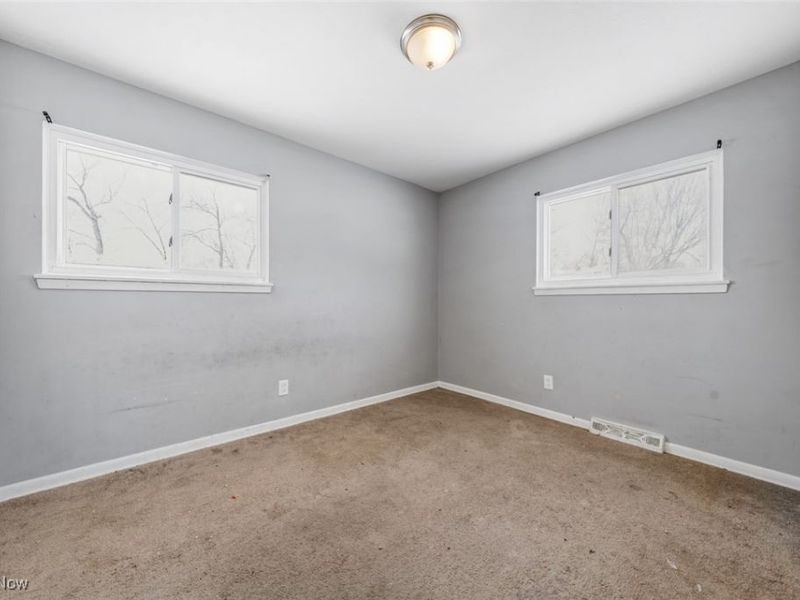 4744 E 176th Street, Cleveland, OH 44128 Photo 20