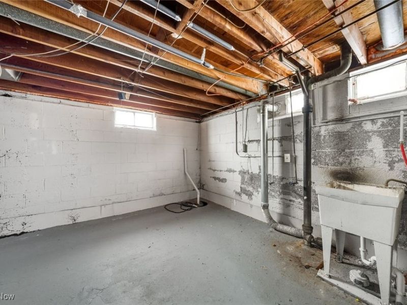 4744 E 176th Street, Cleveland, OH 44128 Photo 28