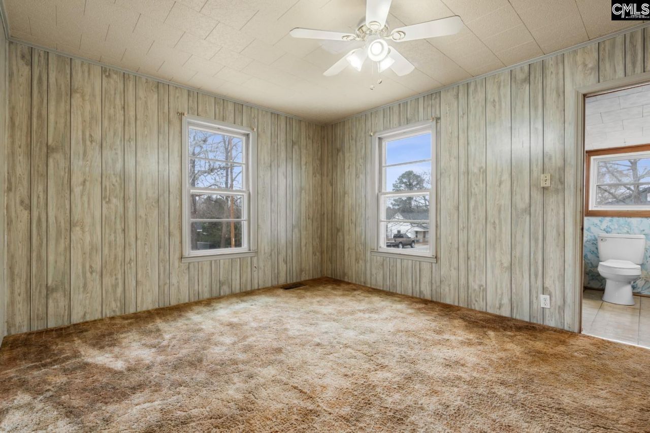 118 Glenn Street Photo 14