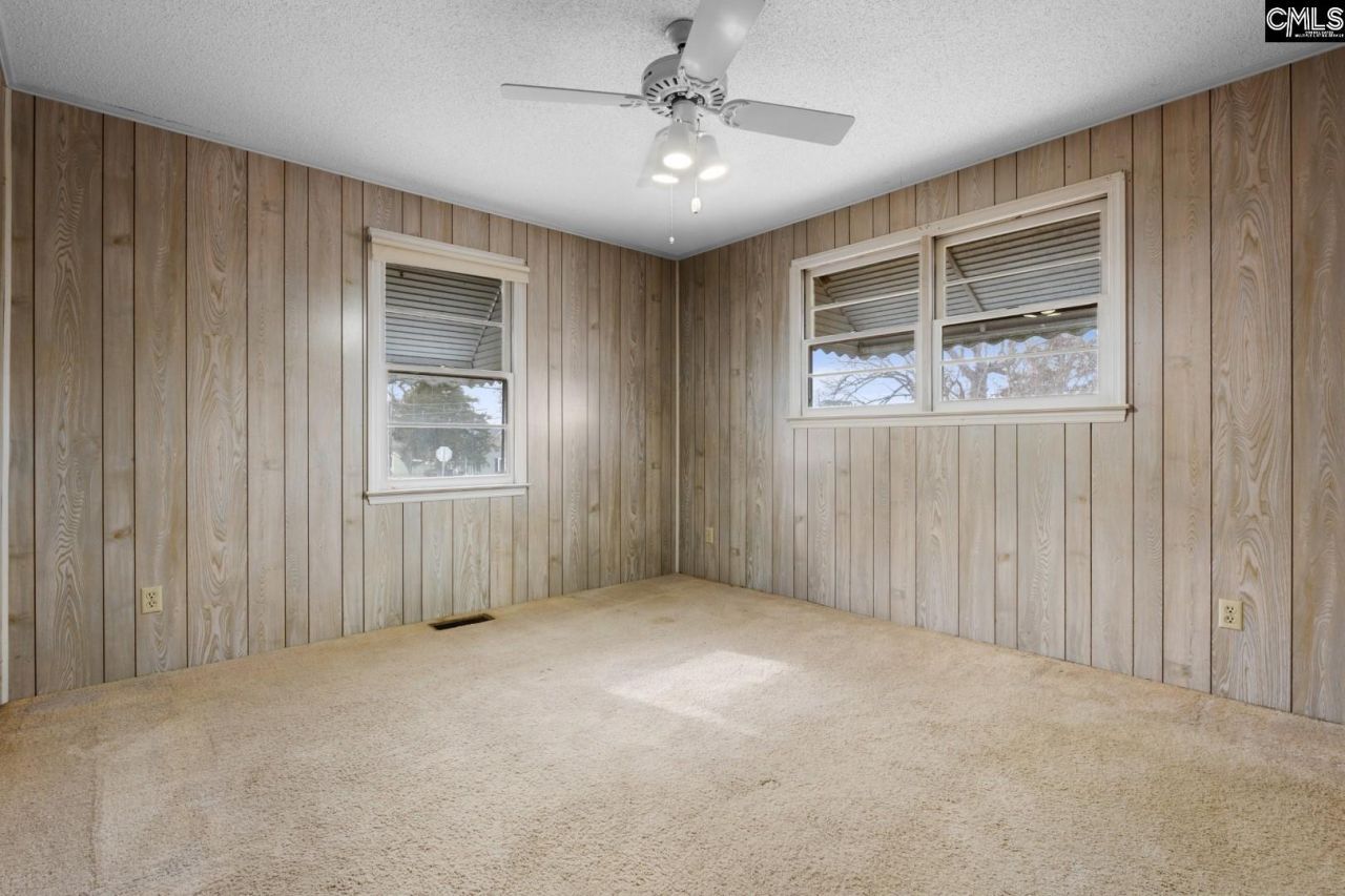 118 Glenn Street Photo 19