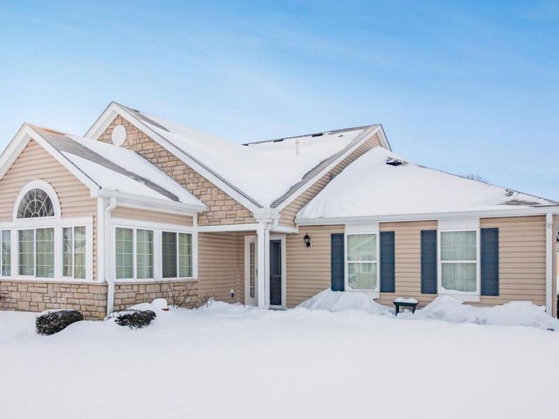 646 Fairbury Way, Unit 14B, Blacklick, OH 43004 Photo 2