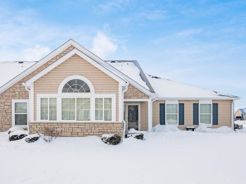 646 Fairbury Way, Unit 14B, Blacklick, OH 43004 Photo 3