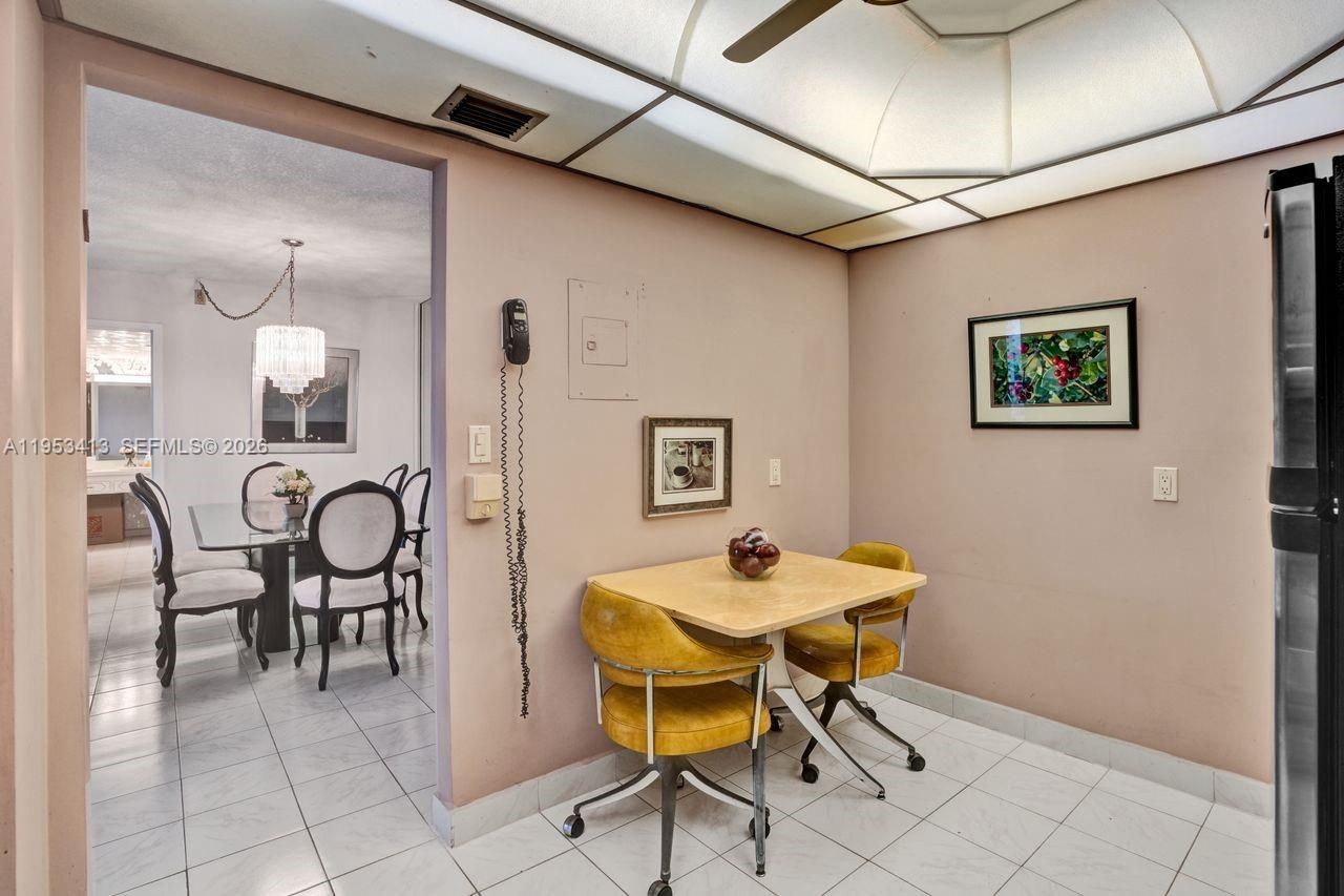 100 Bayview Dr, Unit 1401, Sunny Isles Beach, FL 33160 Photo