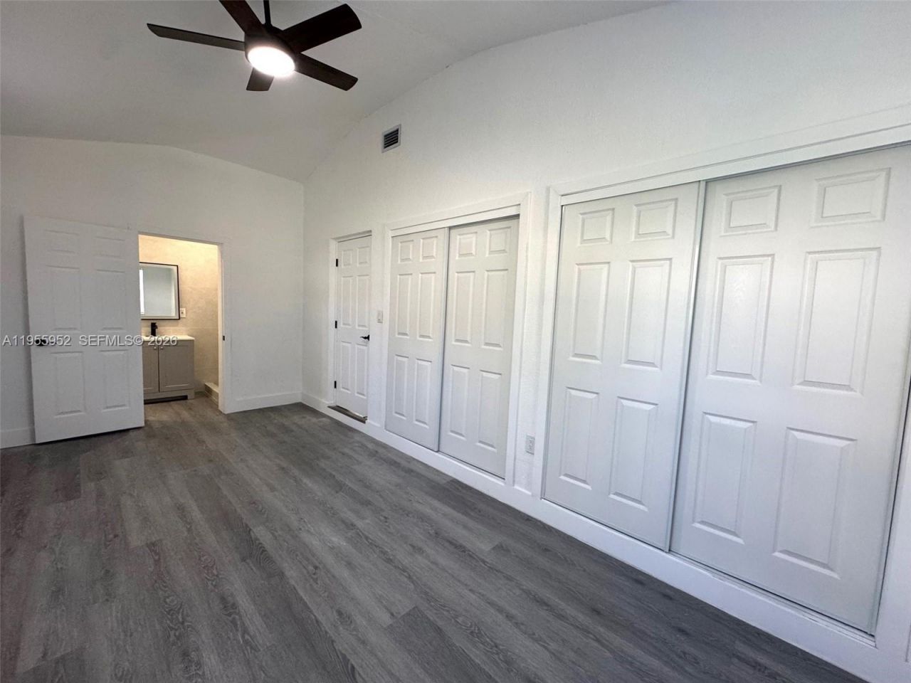 9221 Broad Manor Rd, Miami, FL 33147 Photo